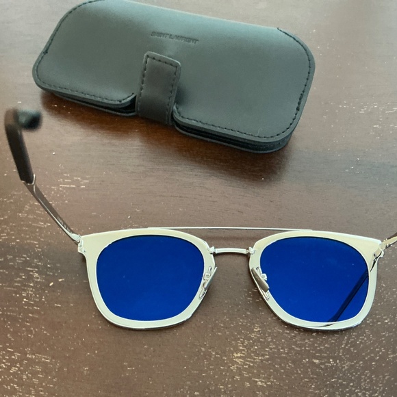 YSL sunglasses with case - Picture 3 of 6